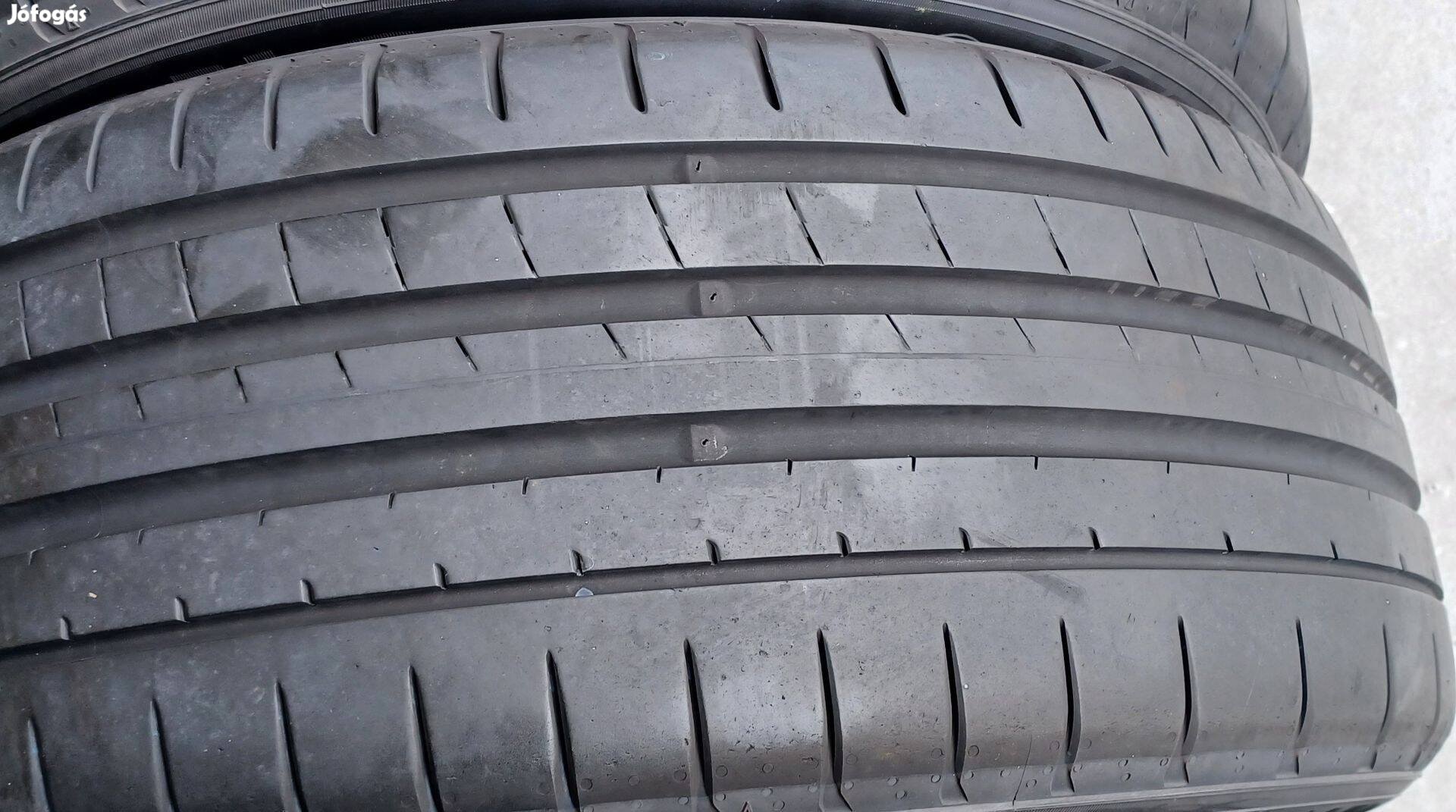 Yokohama Advan Sport V107 235/50 R19 nyári gumik 4db