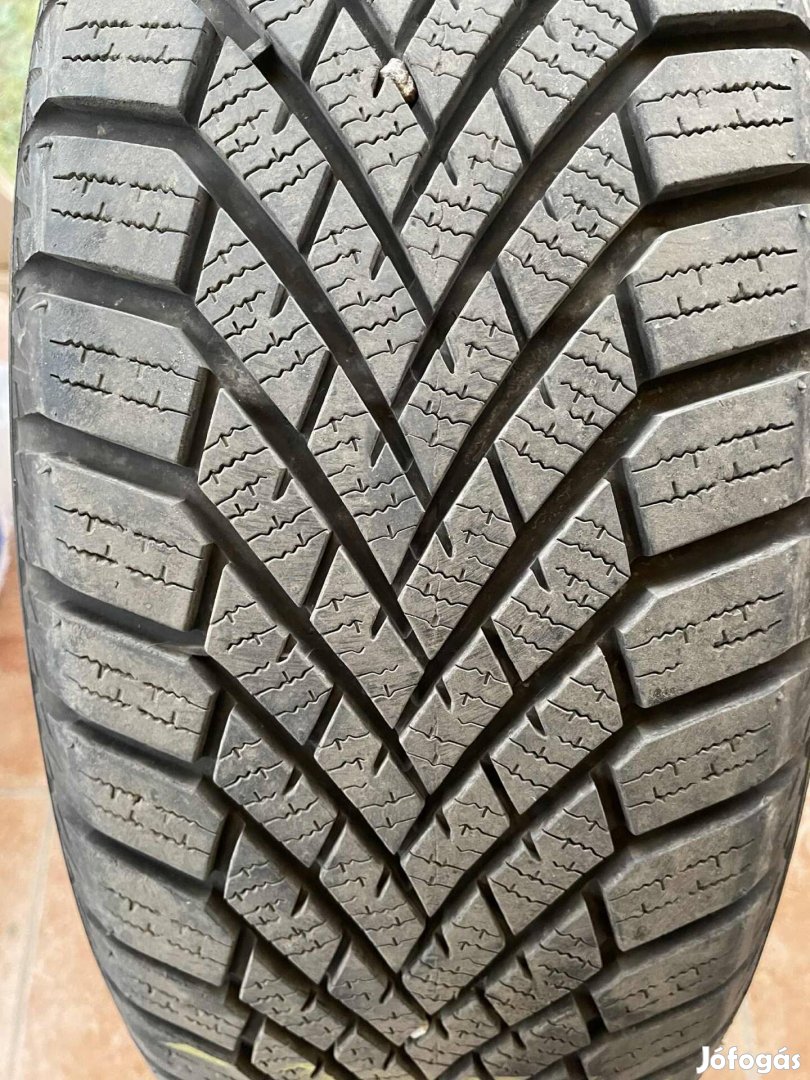 Yokohama Bluearth V906 215/65 R17 téli Dot3122