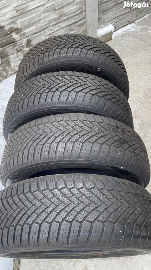Yokohama, Bluearth Winter V906 SUV - 235/60 R19