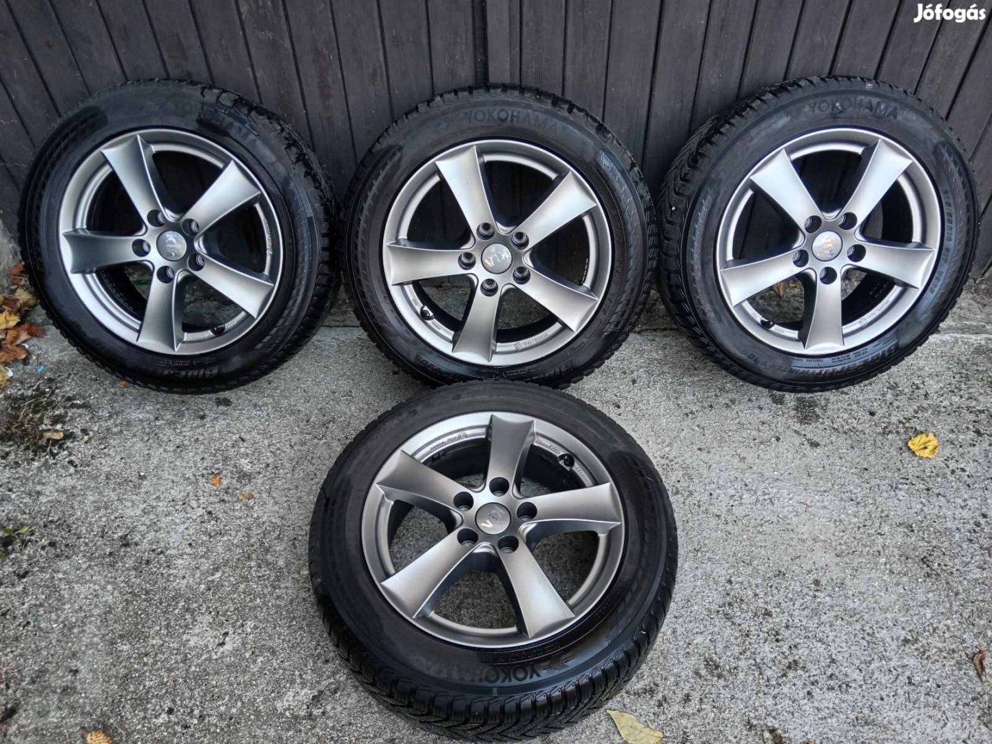 Yokohama téli gumi 205/55/16 Dezent felnivel
