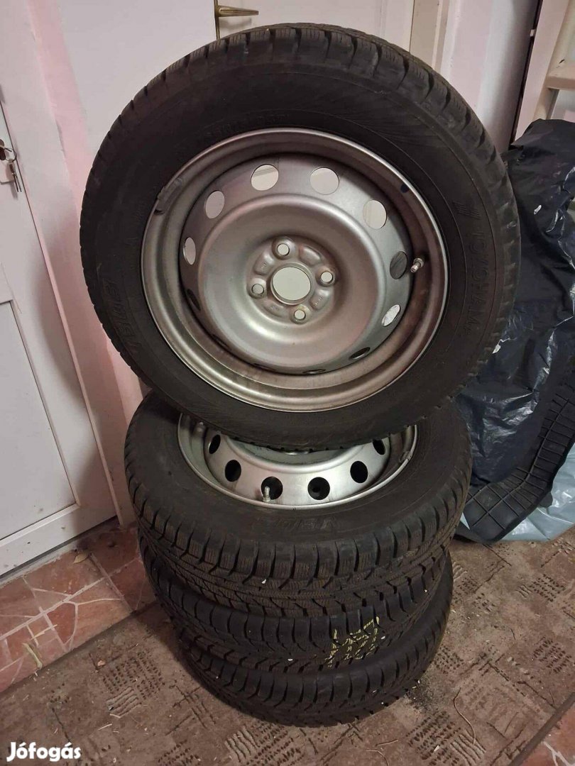 Yokohama téli gumi szett eladó