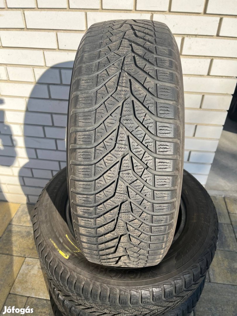 Yokohama téligumi 215/60R16