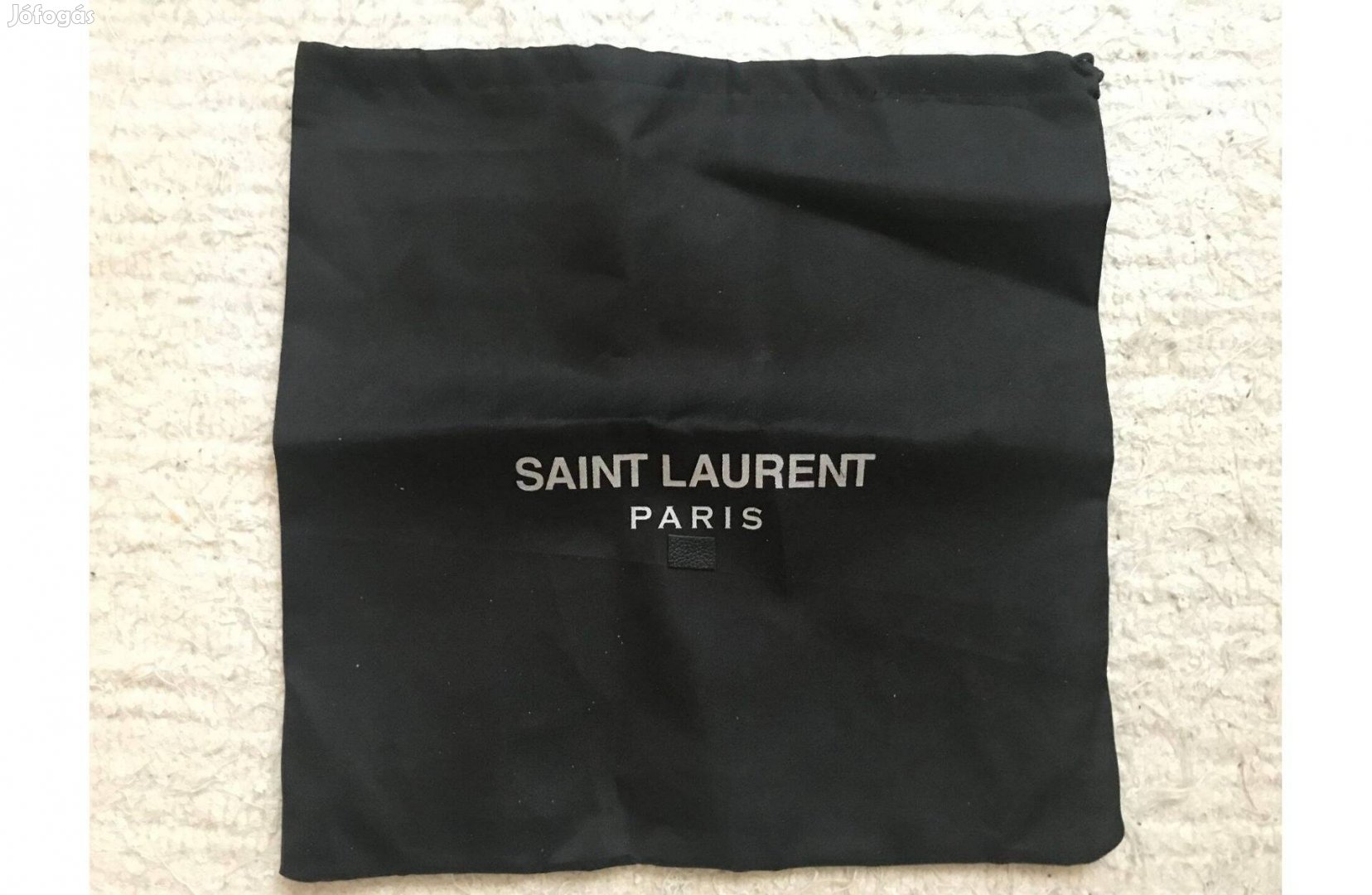 Yves Saint Laurent táska porzsák