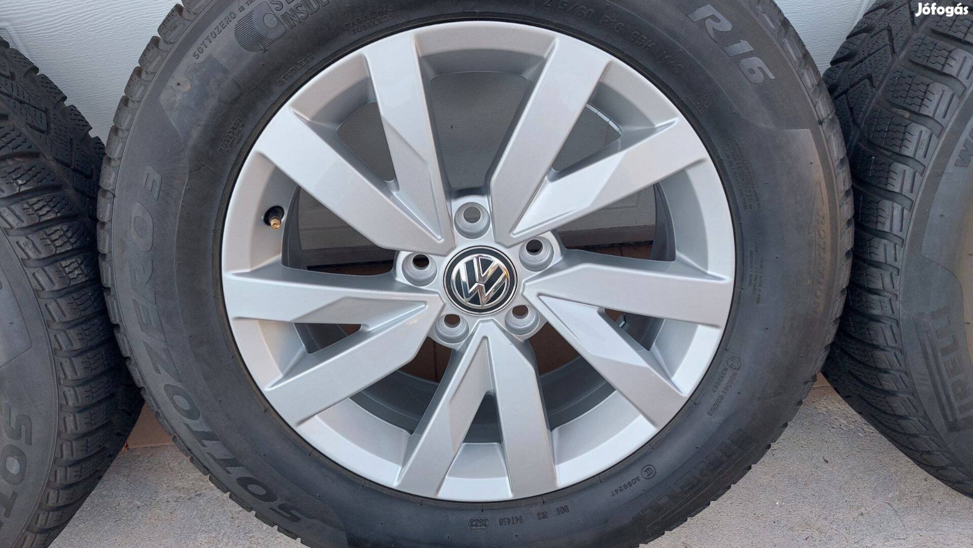 Yyy 2 Gyári VW Passat B8 3G Aragon/ 16" alufelni Téli gumikkal