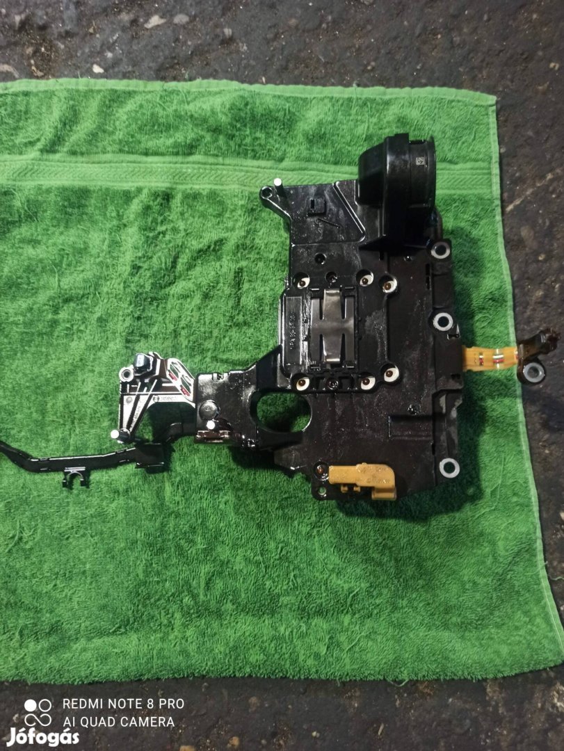 ZF 8HP váltó elektronika Bosch 0260550076 és vezérlő tömb.