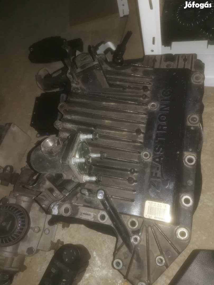 ZF As tronic vezérlő egység