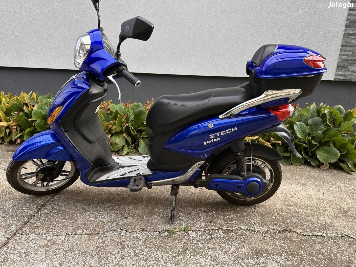 Z-Tech Yadea pedálos elektromos kerékpár