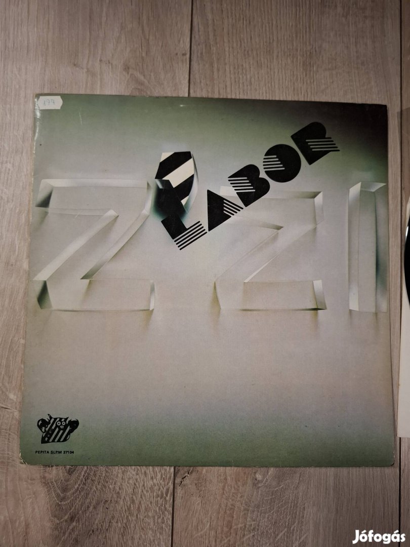 ZZi Labor bakelit lemez