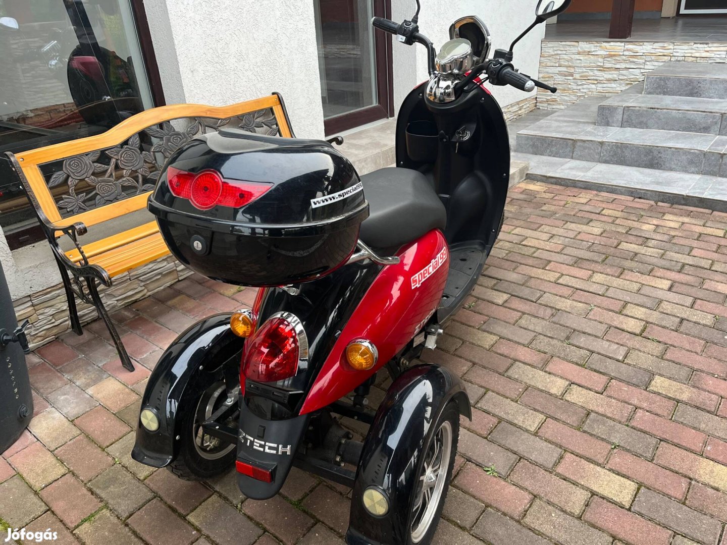 Z-tech 3 kerekű új akkuval!