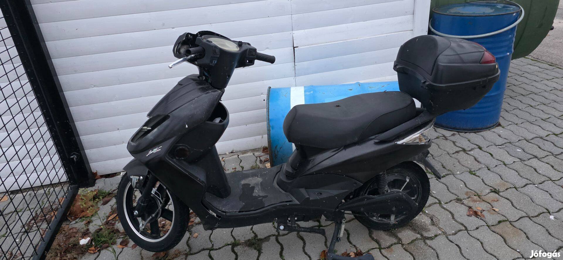 Z-tech ZT-27 warrior alkatrésznek