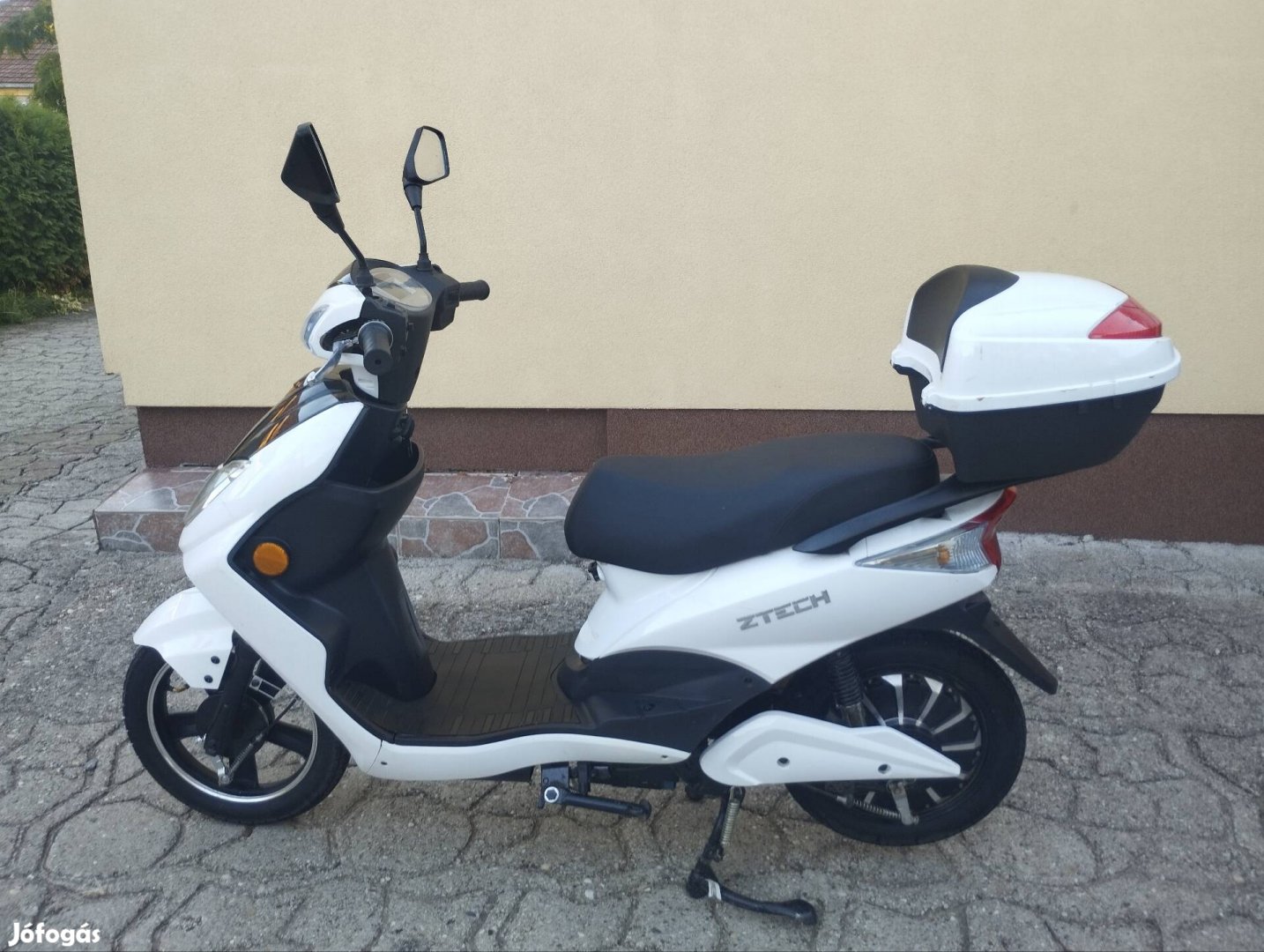 Z tech zt27 elektromos robogó 