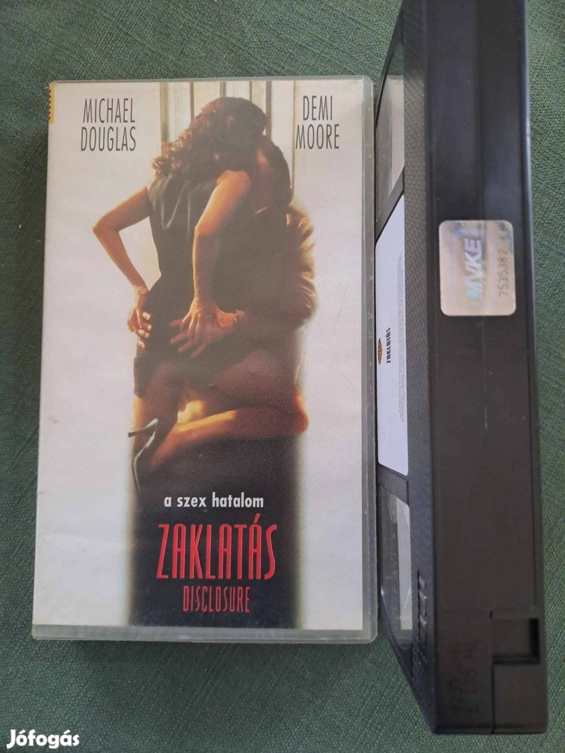 Zaklatás VHS - Michael Douglas & Demi Moore