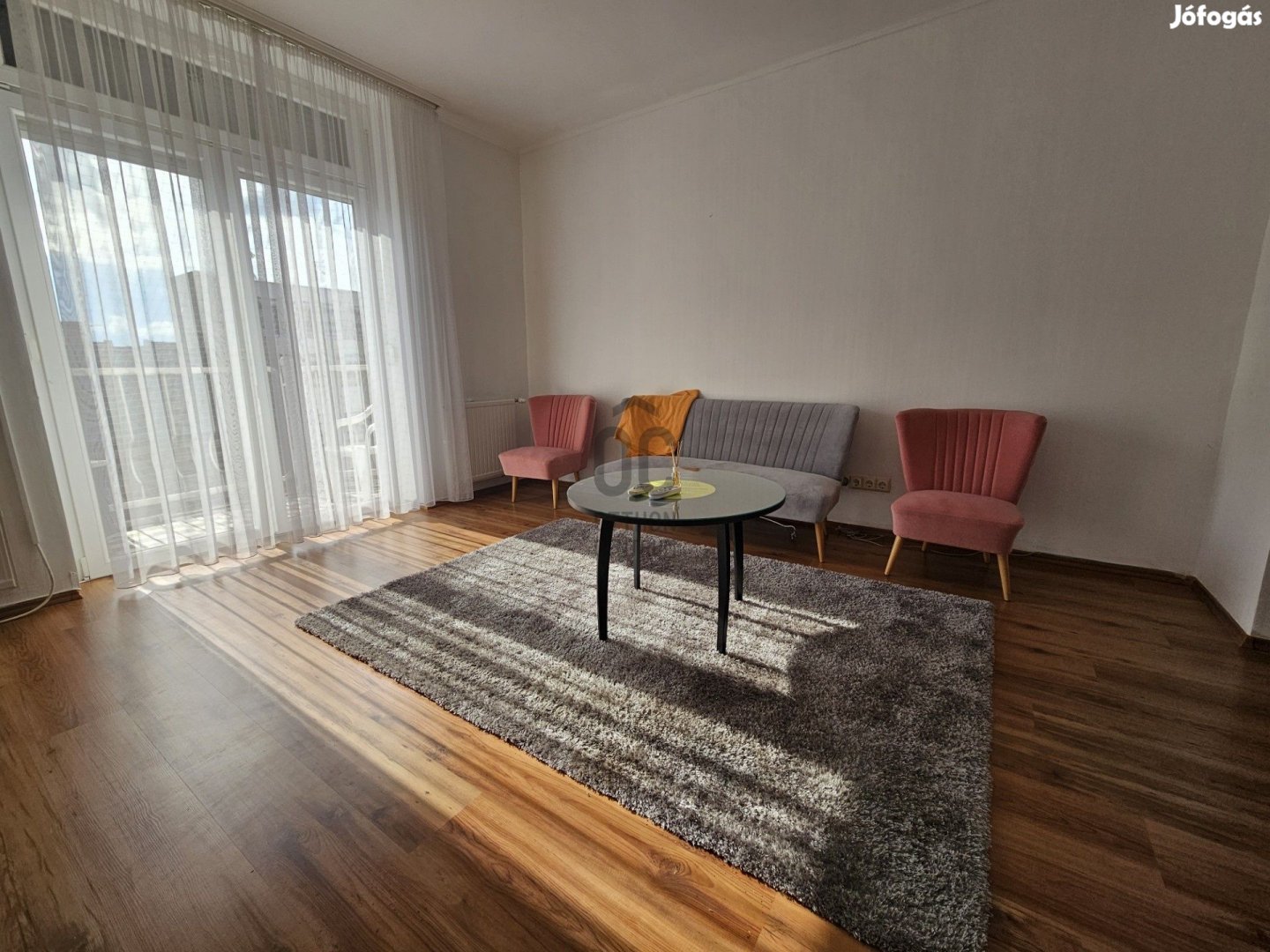Zalaegerszeg Belvárosában 2 és félszobás lakás várja új BÉRLŐJÉT!