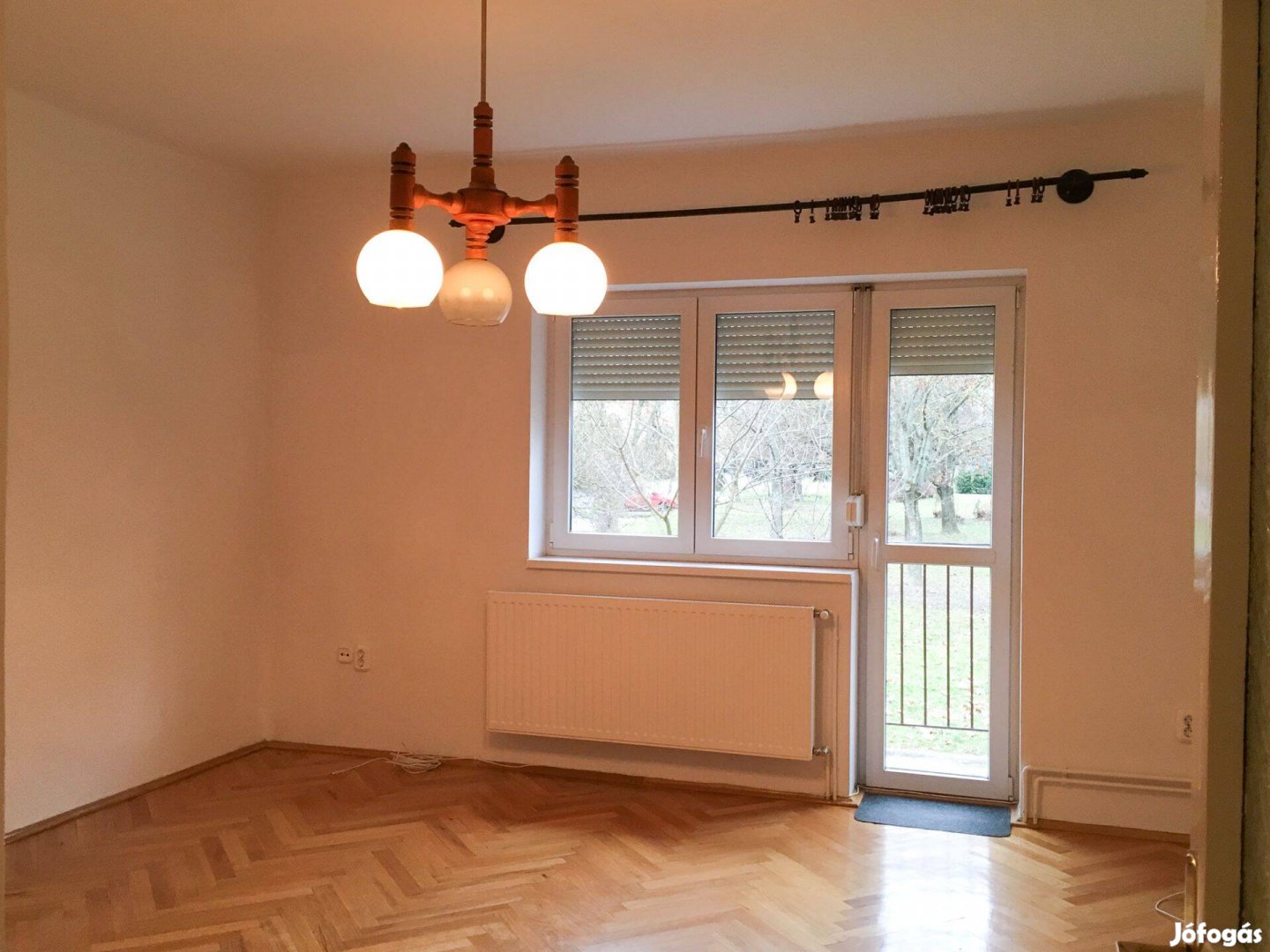 Zalaegerszeg belvárosában 2 szobás felújított lakás igényesnek kiadó