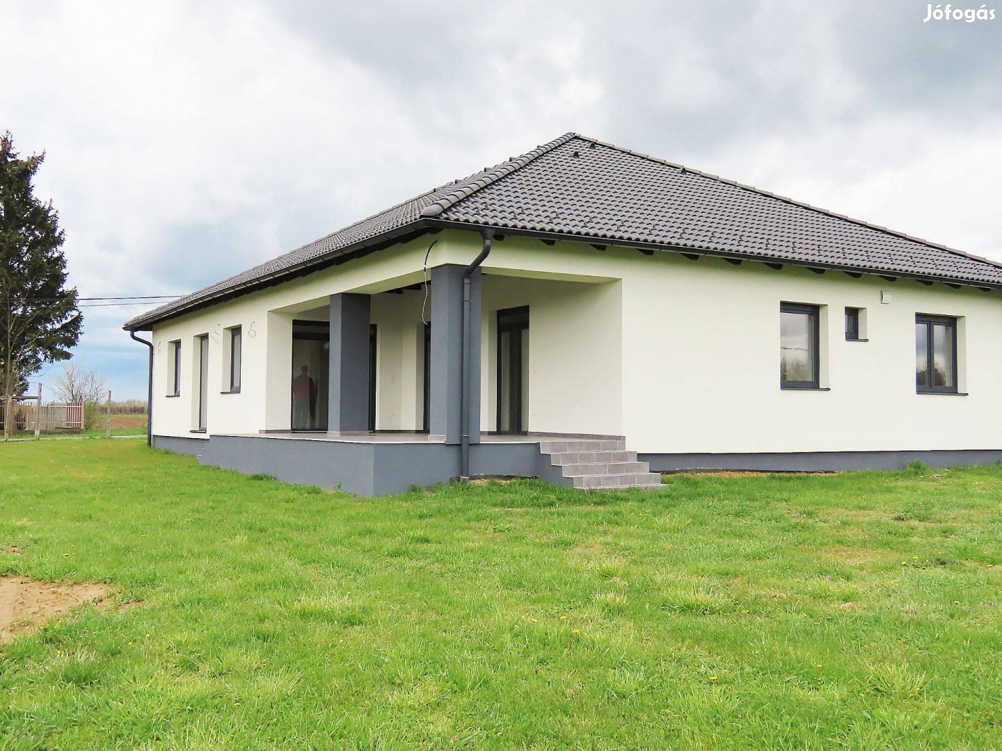 Zalaegerszegen eladó egy újszerű, igényesen megépített családi ház