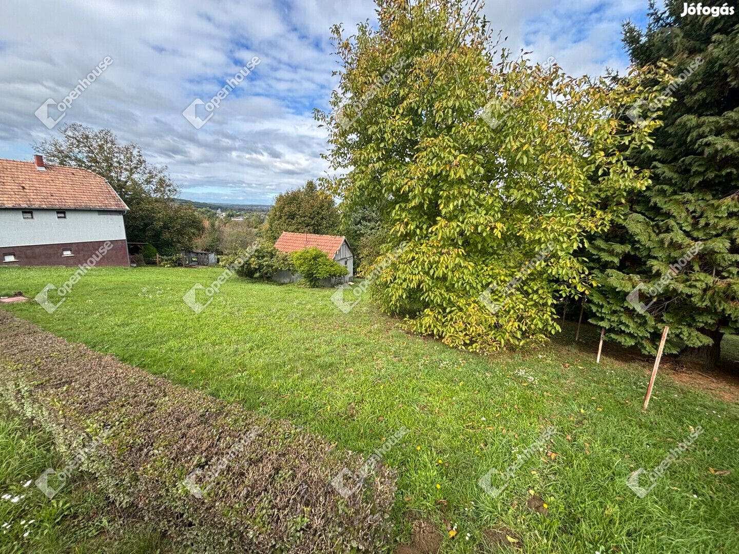 Zalaegerszegi 1300 nm-es telek eladó