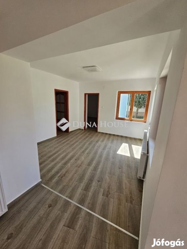 Zalakarosi eladó 102 nm-es ház