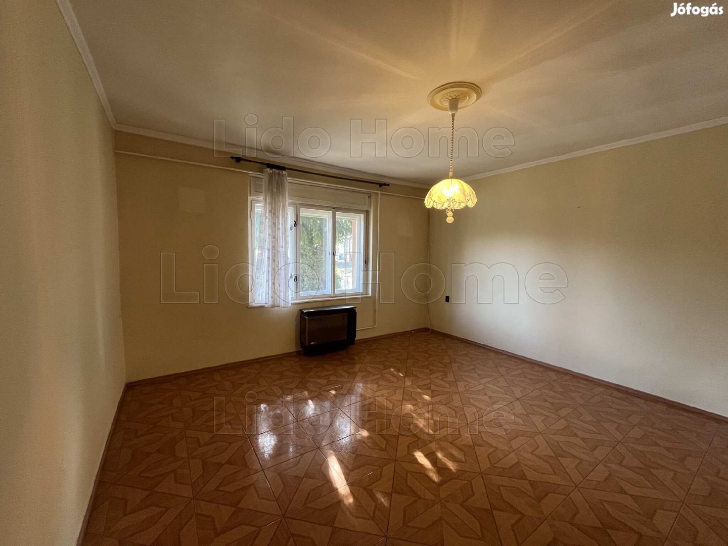 Zamárdi kedvelt részén eladó családi ház