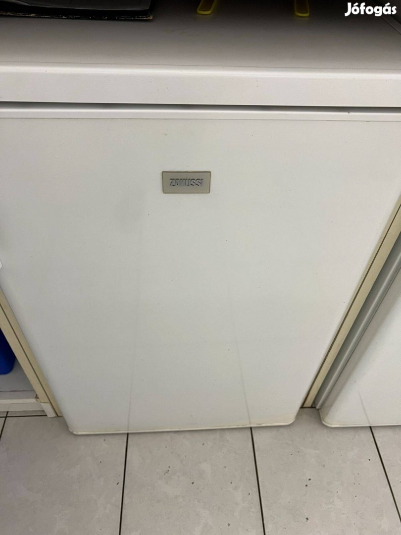 Zanussi 132 l kisméretű hűtőszekrény