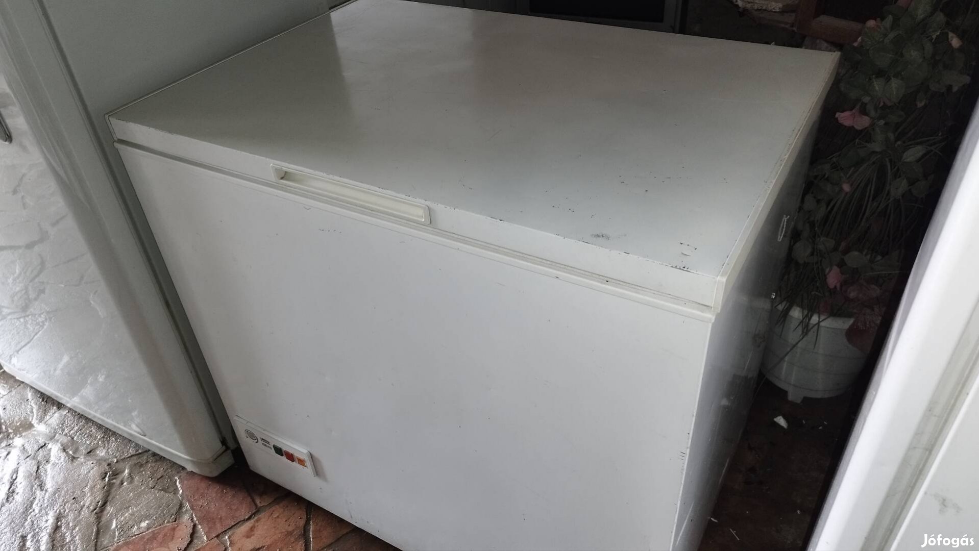 Zanussi 280 literes fagyasztóláda 