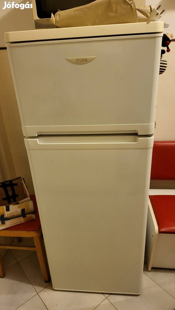 Zanussi Hibátlan kombinált hűtőszekrény 170cm (hűtő)