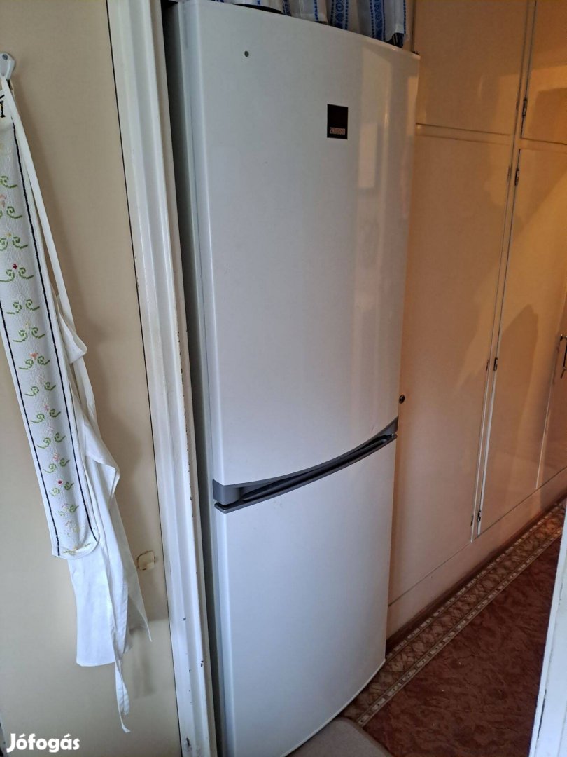 Zanussi/ZRB 33103 WA/712 /Kombinált Hűtőszekrény