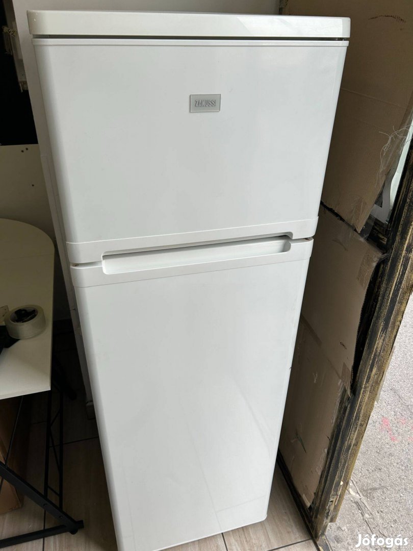 Zanussi ZRT628W Hűtőszekrény, hűtőgép
