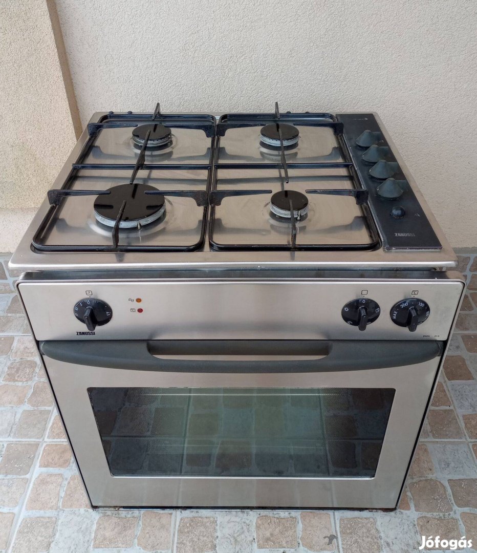 Zanussi beépíthető elektromos sütő és gáz főzőlap