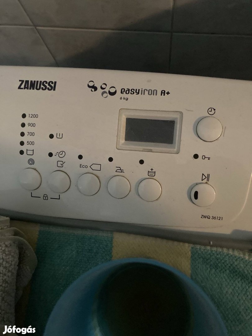 Zanussi felültöltős mosógép + centrifuga