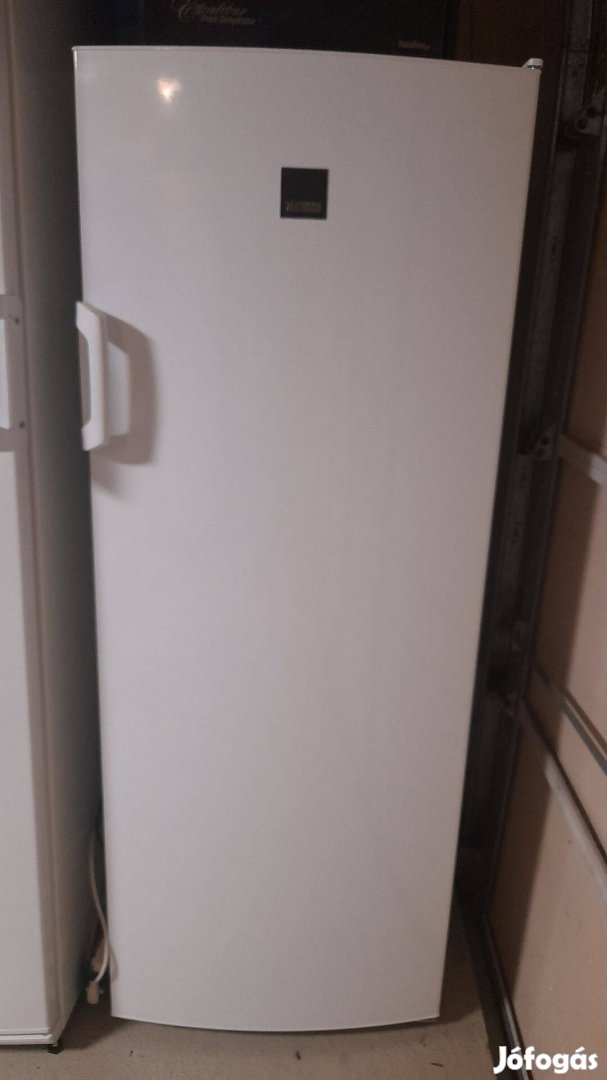 Zanussi hűtőszekrény 155 cm / 316 l