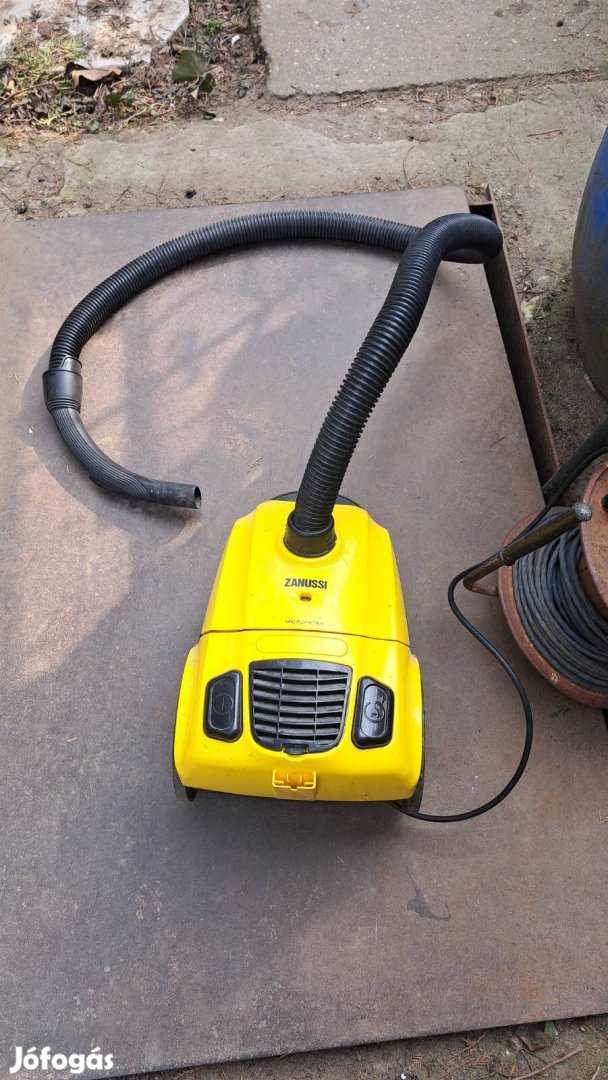 Zanussi porszívó hibás, javításra vagy alkatrésznek