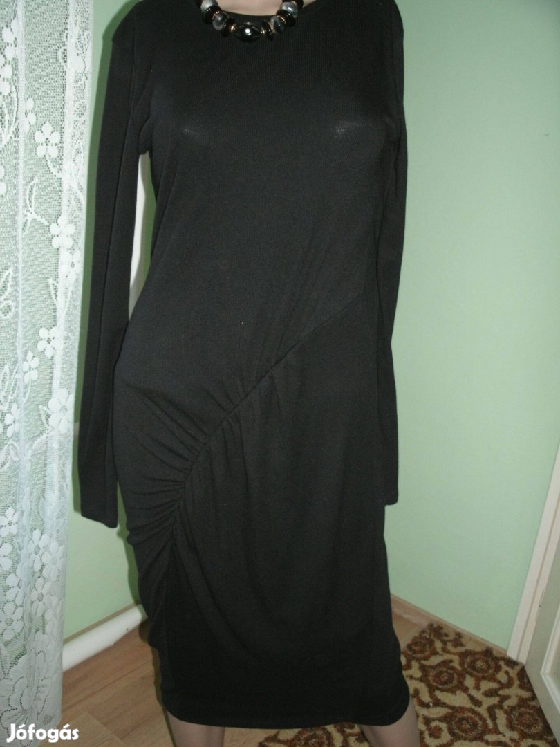 Zara "M" fekete oldalán húzott ruha