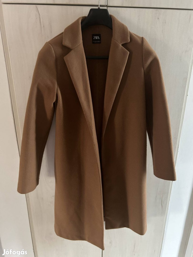 Zara barna kabát