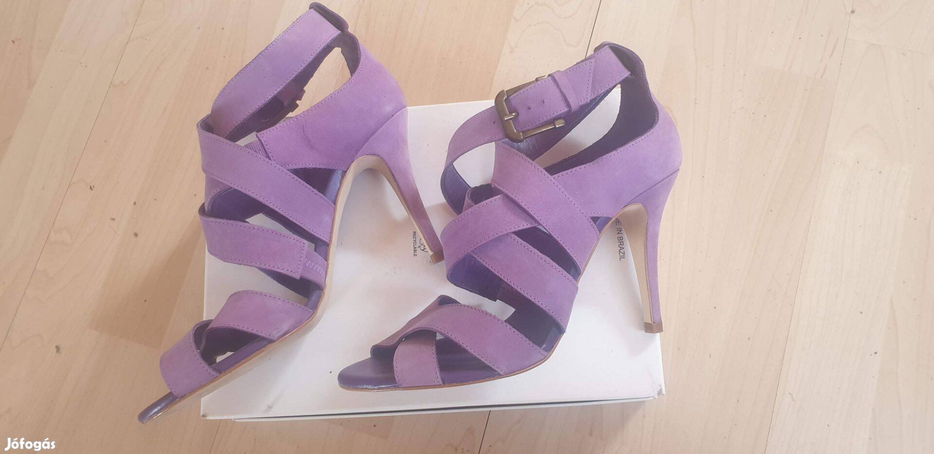 Zara magassarkú velúr bőr lila cipő szandál