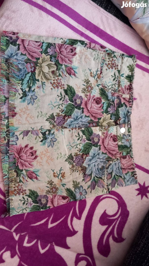 Zara virag mintas zsebes szoknya, M. Uj. db:40 cm