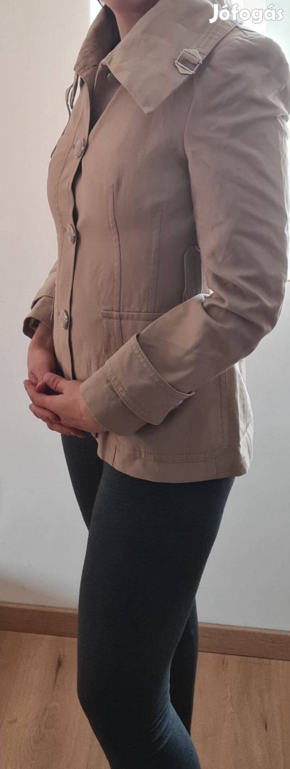 Zara woman bézs nagyon csinos női karcsúsított átmeneti kabát övvel M