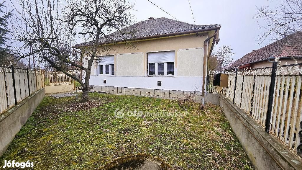 Zaránki 82 nm-es ház eladó
