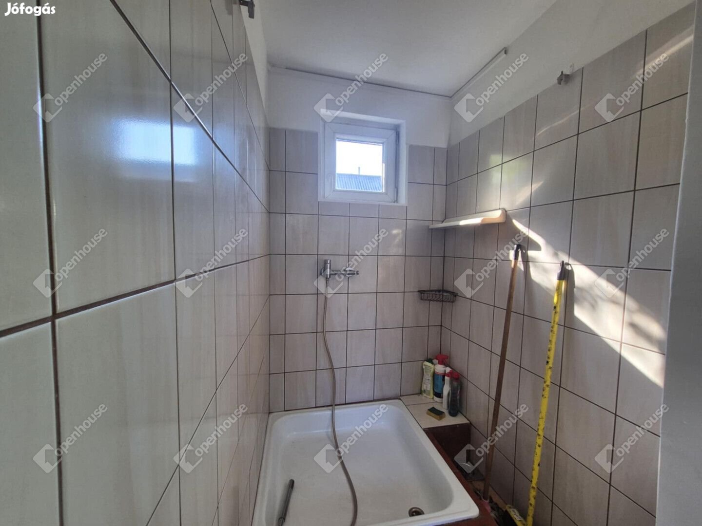 Zártkerti ingatlan életvitelszerűen lakott, szép környezetben