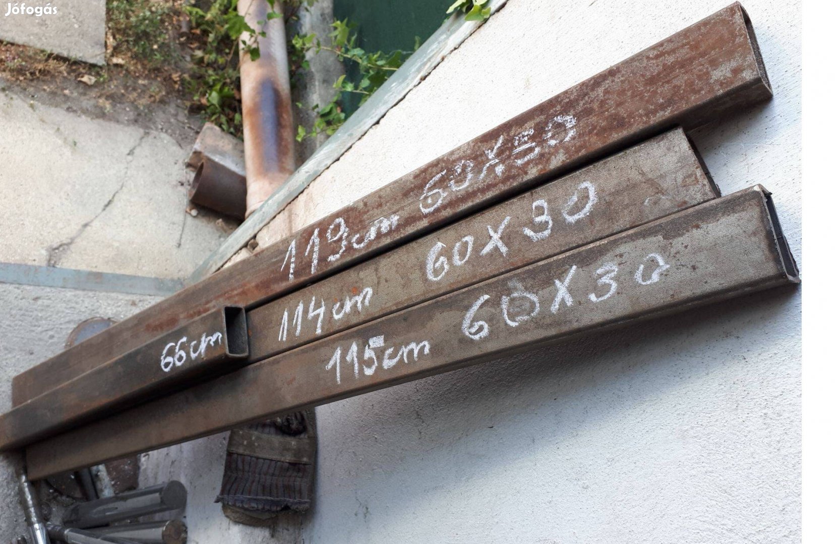 Zártszelvény 60x30x2 mm-es eladó !