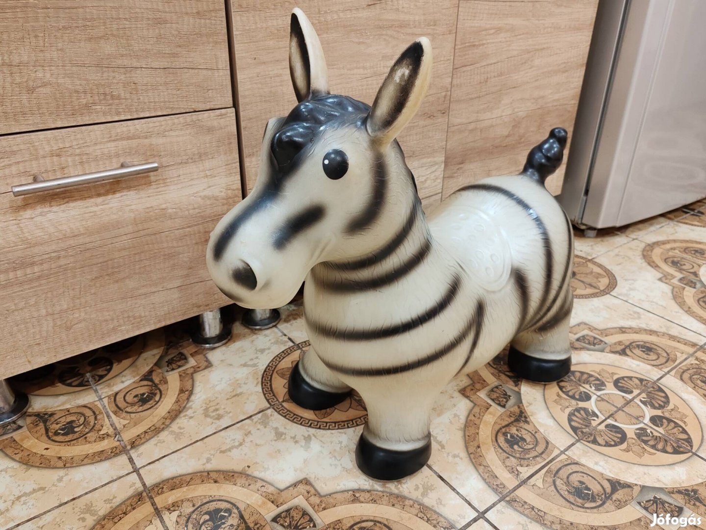 Zebra gumi, ugrálós játék!