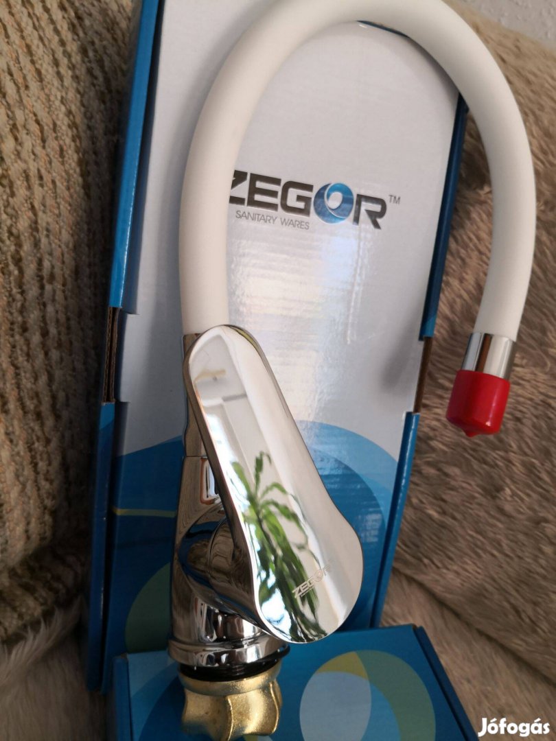 Zegor prémium minőségű fekete v fehér flexibilis mosogató csaptelep!