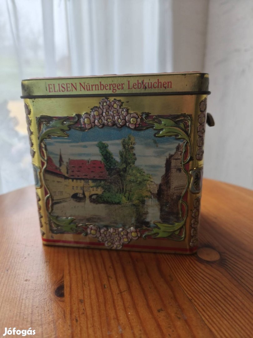 Zenélő fém csokoládés doboz