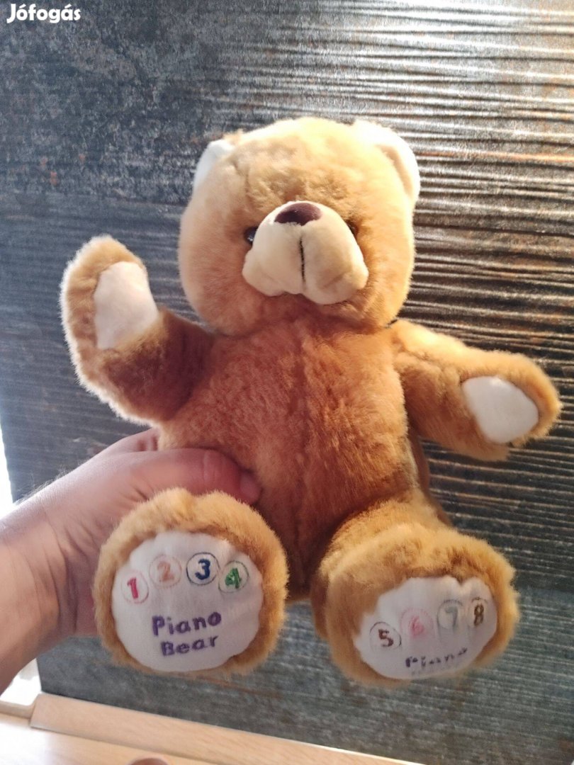 Zenélő maci plüss használt kb.30 cm