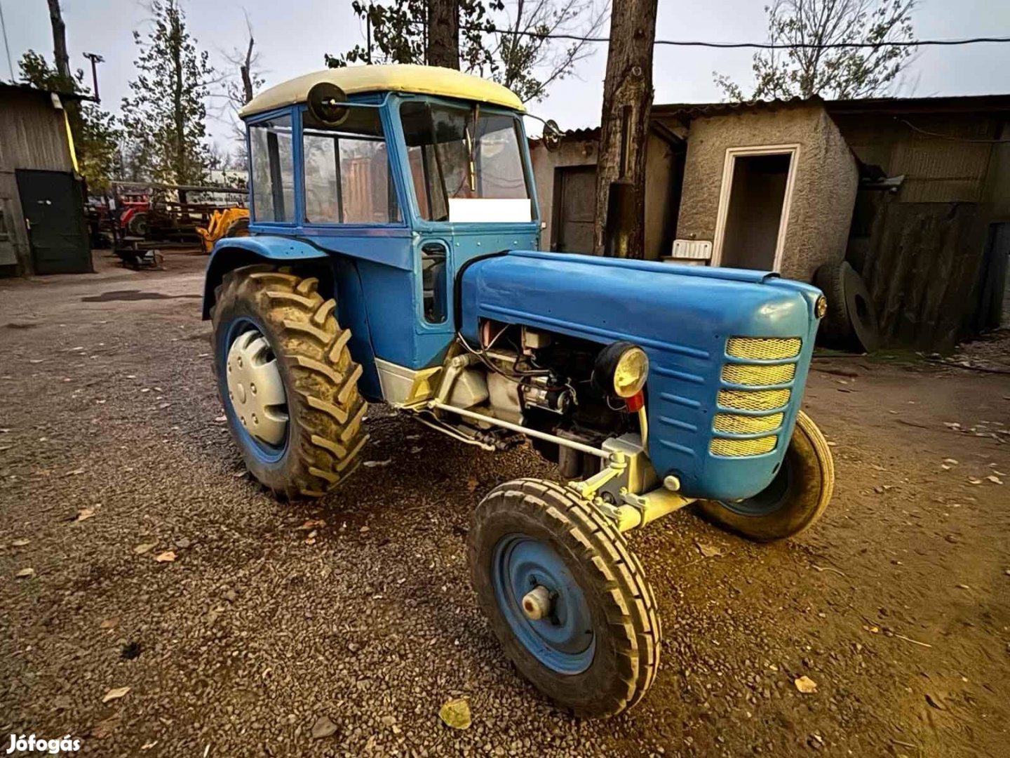 Zetor 3011 Piros rendszámos