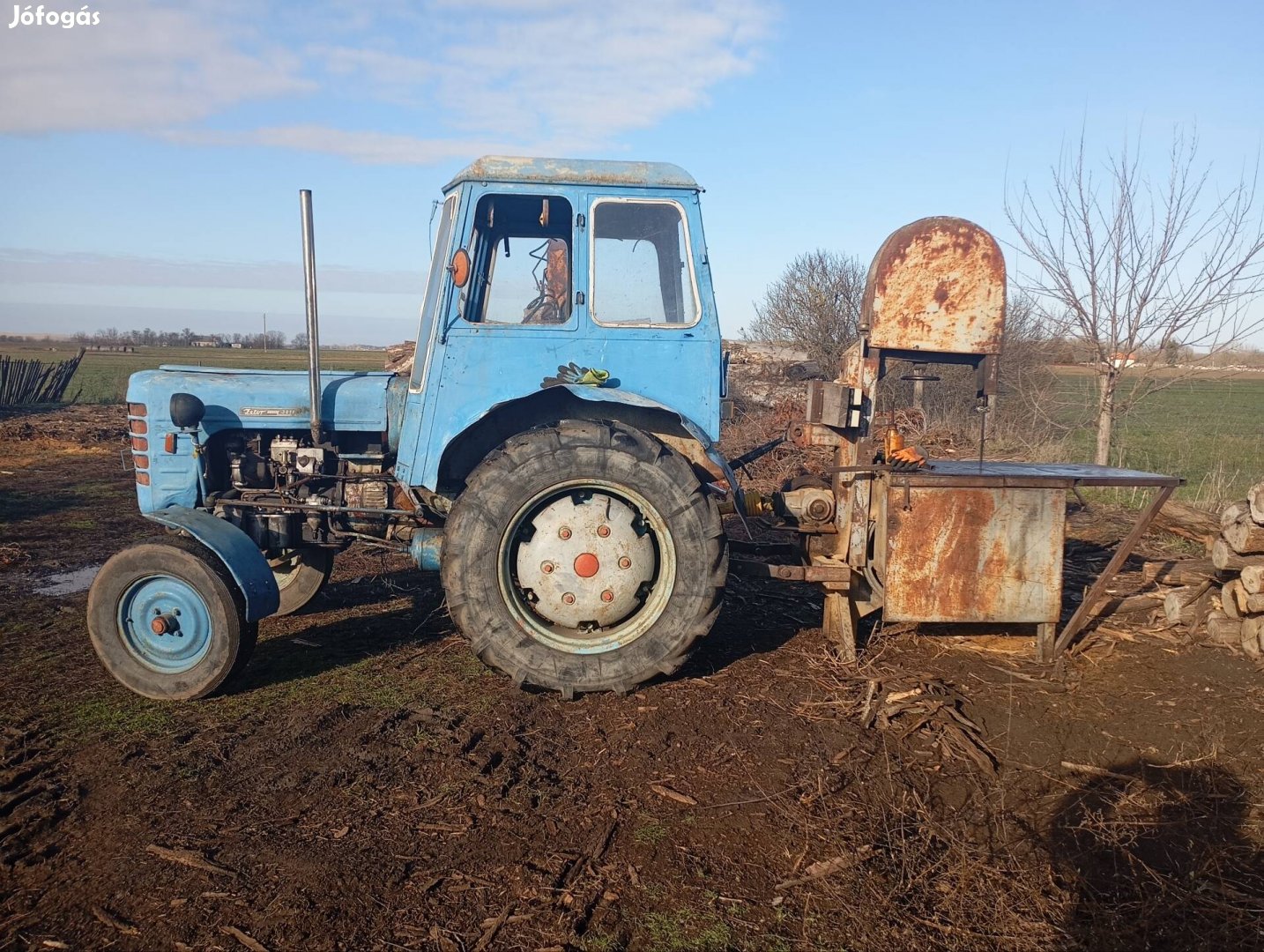 Zetor 3011 Szalagfűrésszel