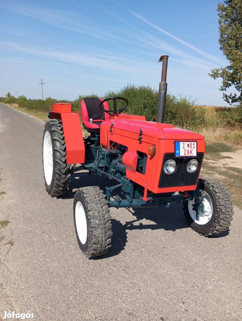 Zetor 3011 + szártépő
