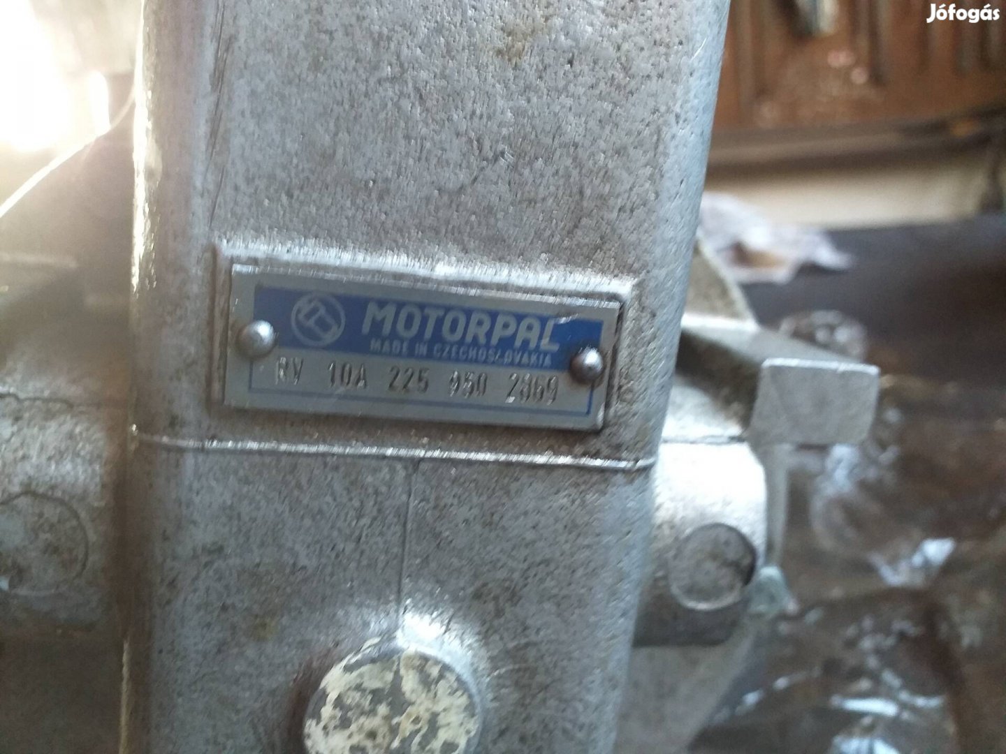 Zetor adagoló