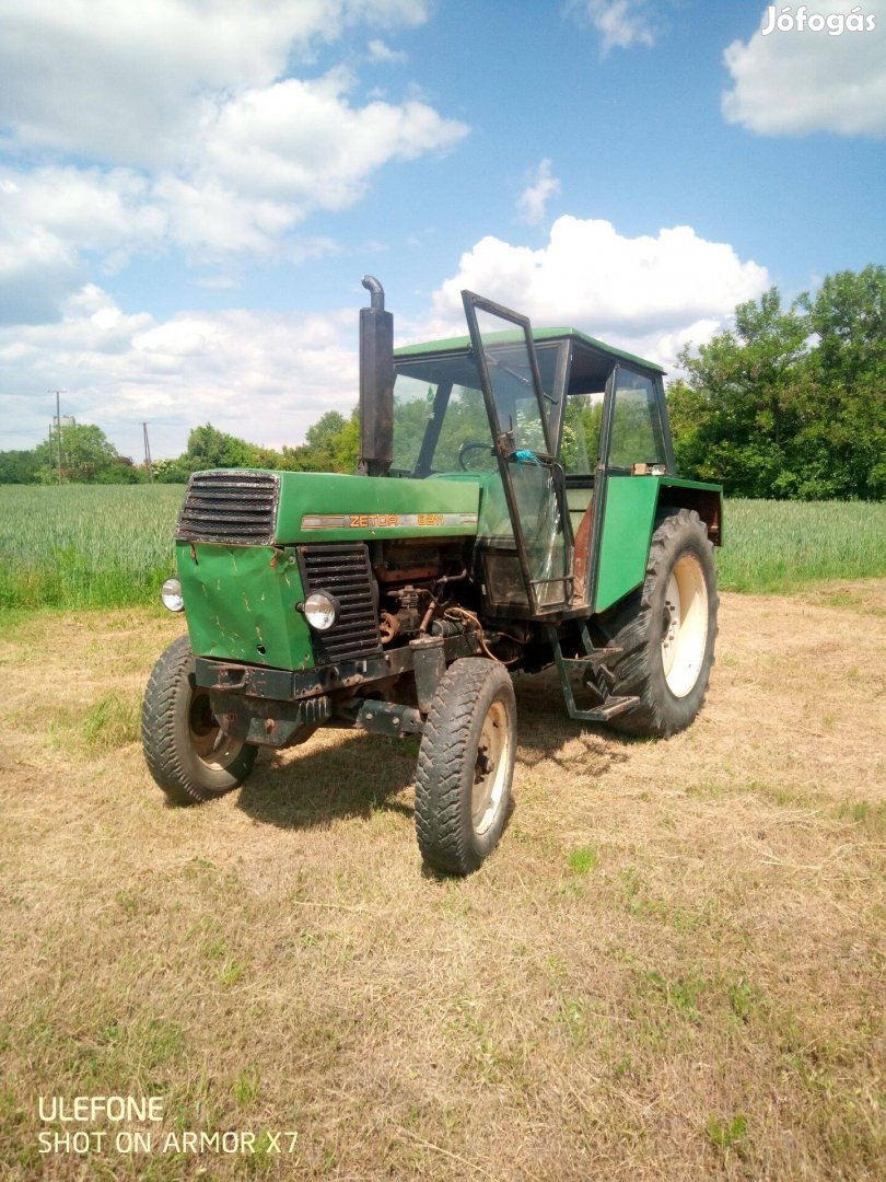 Zetor crystal 8011
