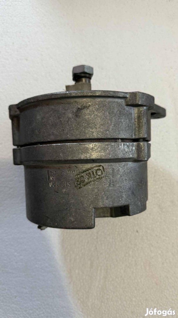 Zetor generátor fesztülségszabályzóval 14V42A