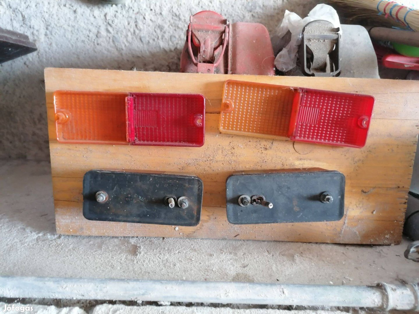 Zetor lámpa eladó